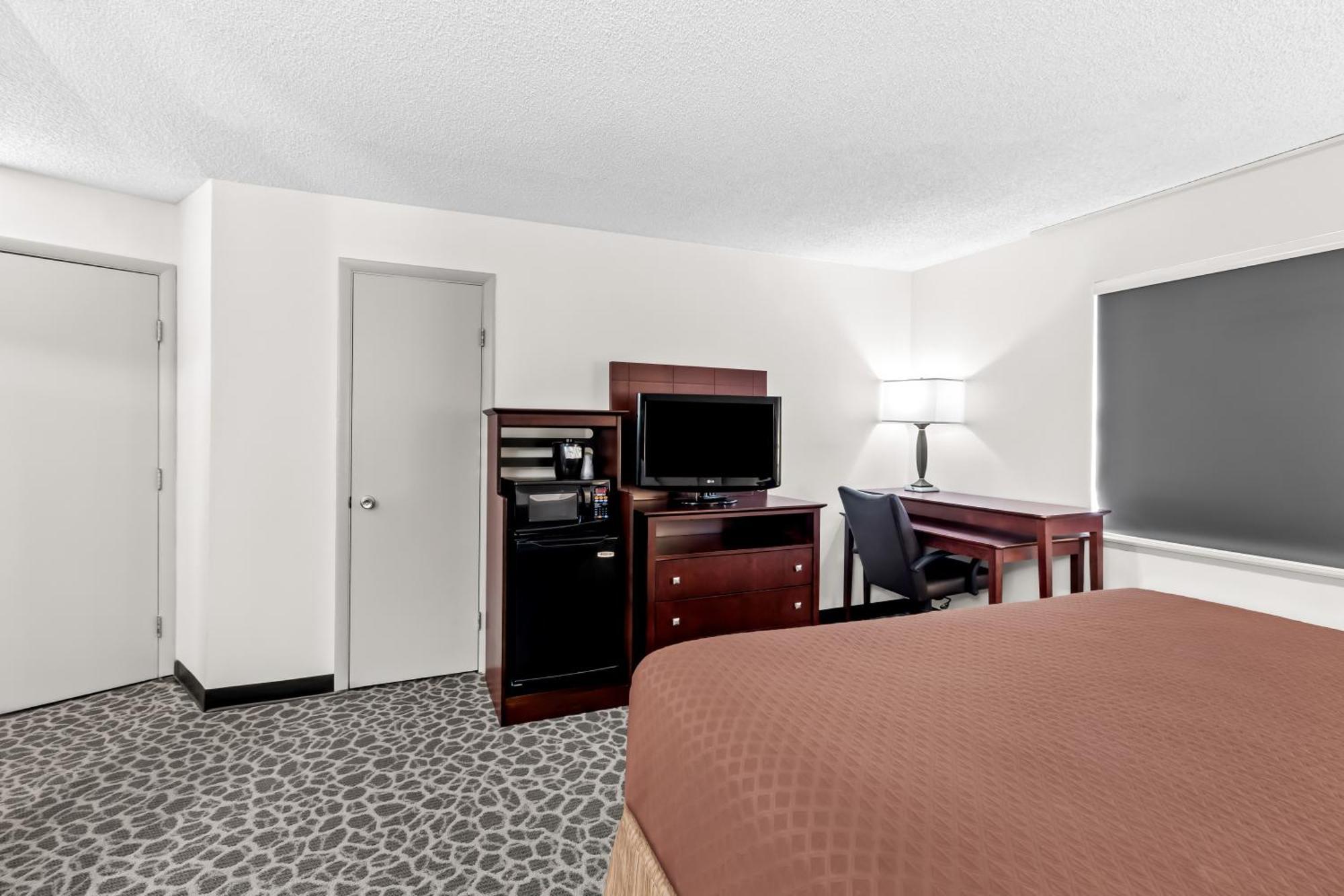 Red Lion Hotel Portland Airport Екстериор снимка