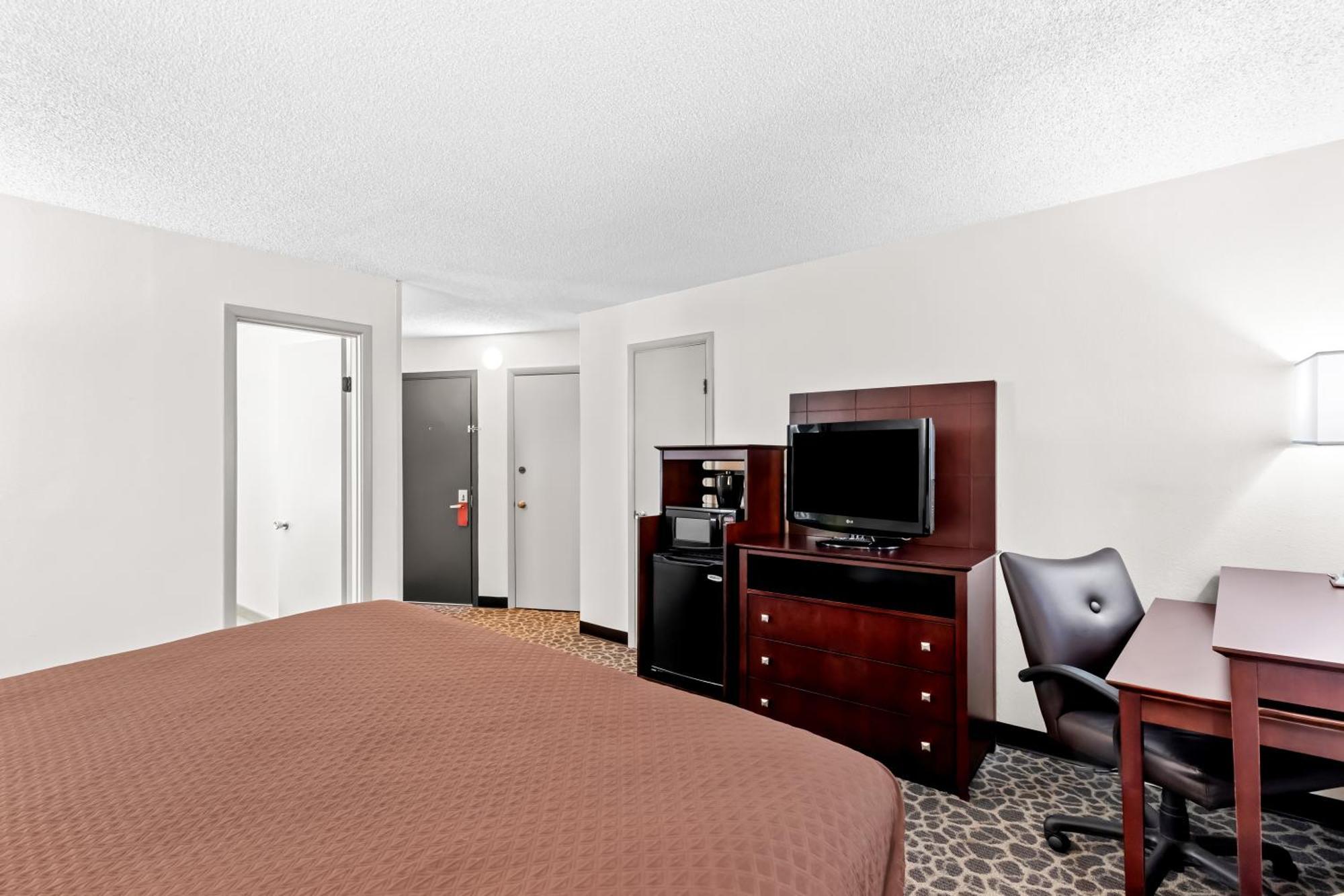 Red Lion Hotel Portland Airport Екстериор снимка